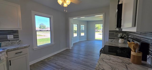 1201 S Rotherwood Avenue, Evansville, IN 47714