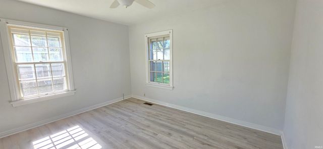 1201 S Rotherwood Avenue, Evansville, IN 47714