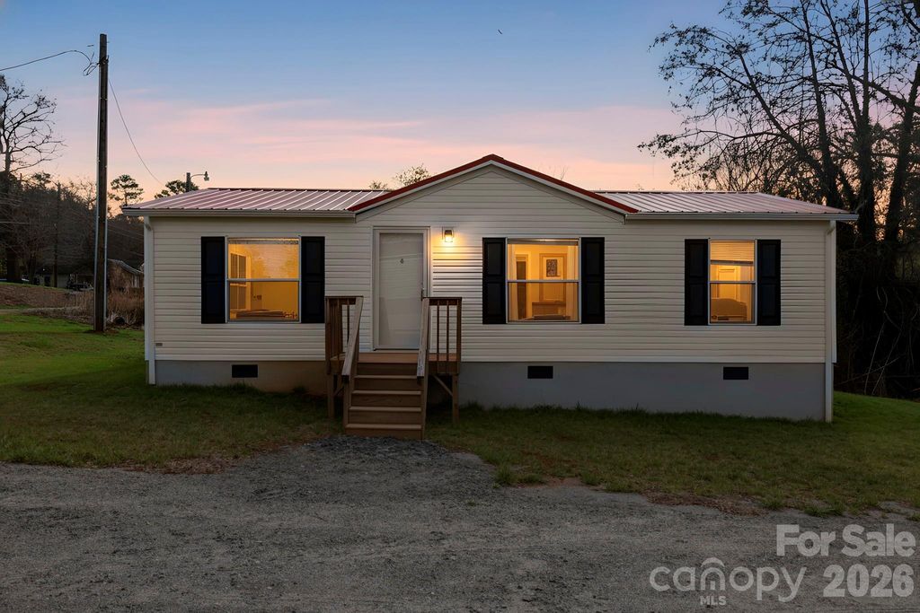 376 Puzzle Creek Road, Bostic, NC 28018