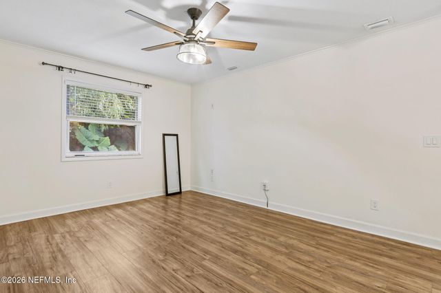 909 16TH Street N, Jacksonville Beach, FL 32250
