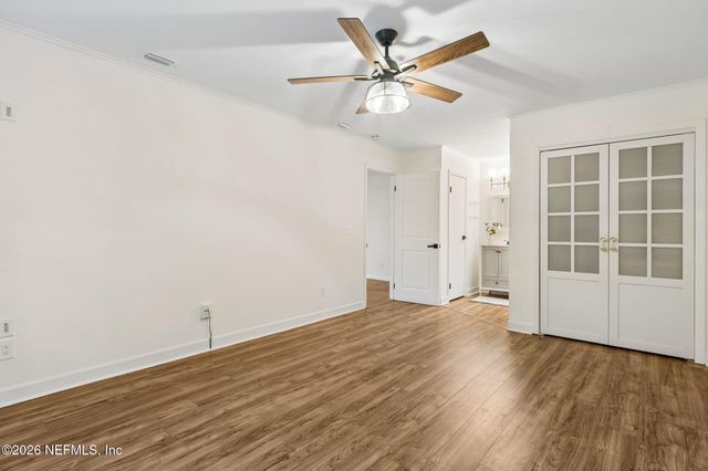909 16TH Street N, Jacksonville Beach, FL 32250