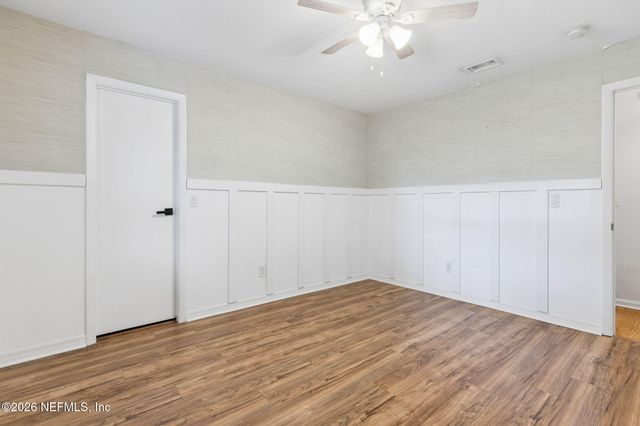 909 16TH Street N, Jacksonville Beach, FL 32250