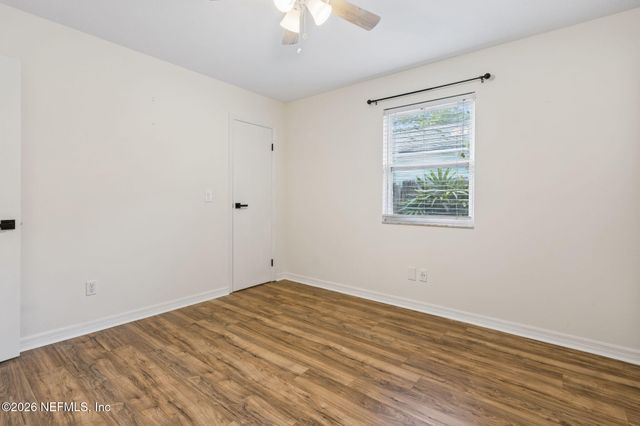 909 16TH Street N, Jacksonville Beach, FL 32250