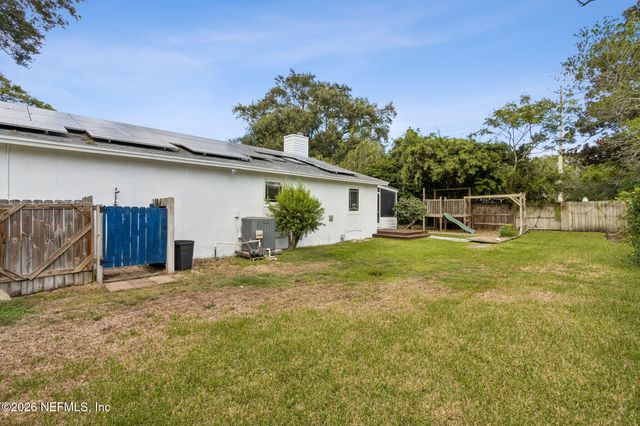 909 16TH Street N, Jacksonville Beach, FL 32250