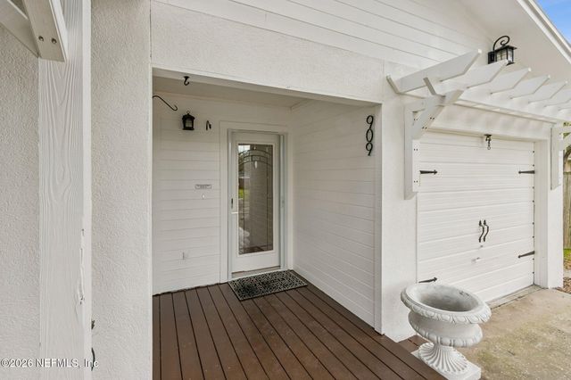 909 16TH Street N, Jacksonville Beach, FL 32250
