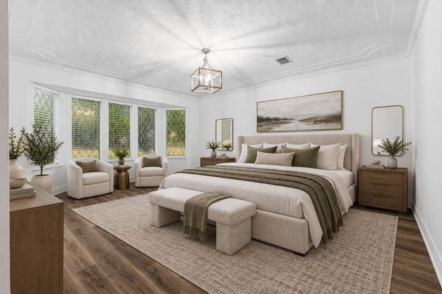 5 Thornhedge Court, The Woodlands, TX 77381