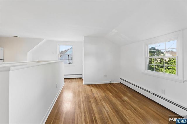 15 Congress Street, Dumont, NJ 07628