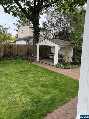 15 Congress Street, Dumont, NJ 07628