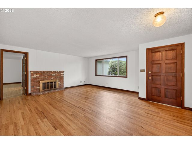 127 Nw 19TH St, Mc Minnville, OR 97128