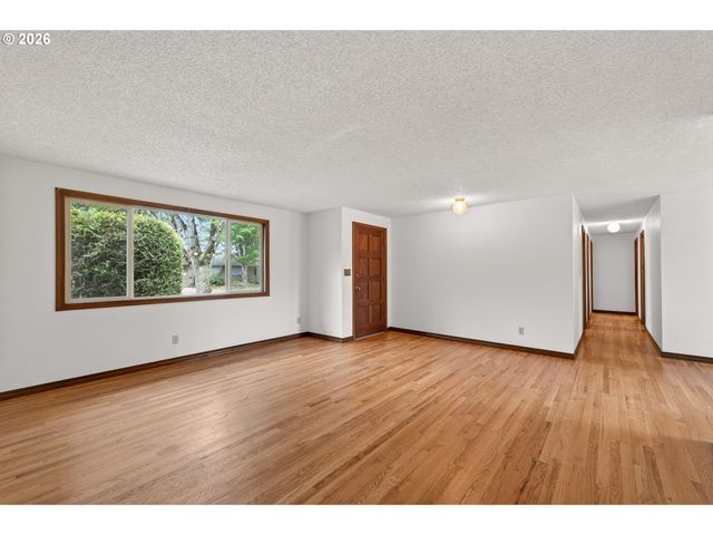 127 Nw 19TH St, Mc Minnville, OR 97128