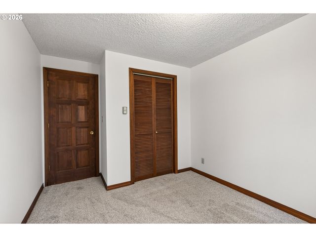 127 Nw 19TH St, Mc Minnville, OR 97128