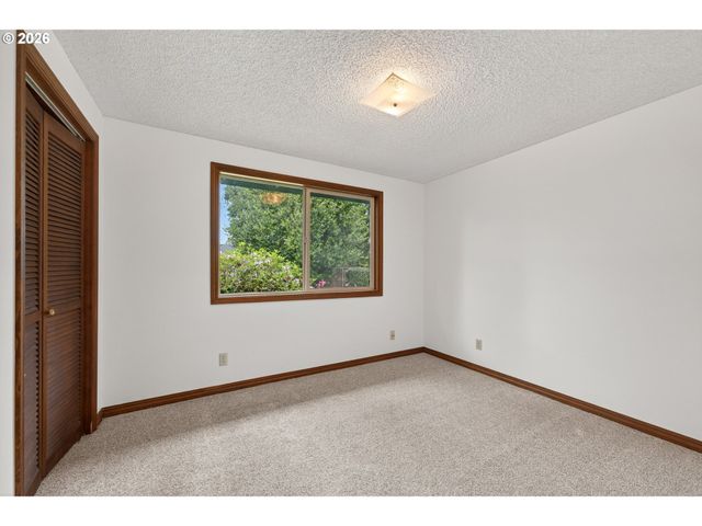 127 Nw 19TH St, Mc Minnville, OR 97128