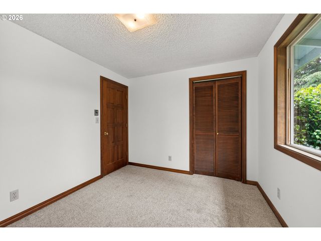 127 Nw 19TH St, Mc Minnville, OR 97128