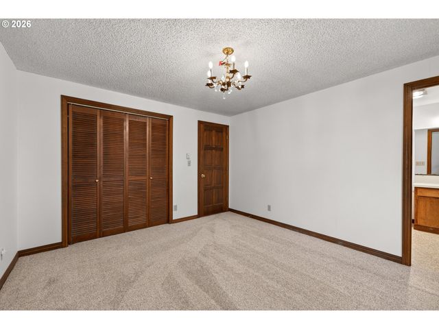 127 Nw 19TH St, Mc Minnville, OR 97128