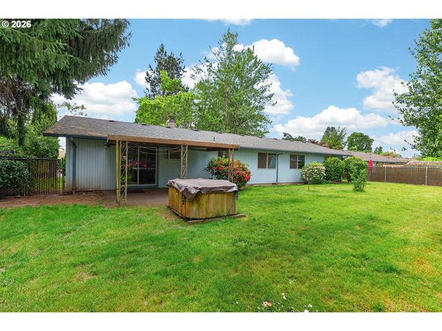 127 Nw 19TH St, Mc Minnville, OR 97128