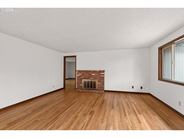 127 Nw 19TH St, Mc Minnville, OR 97128