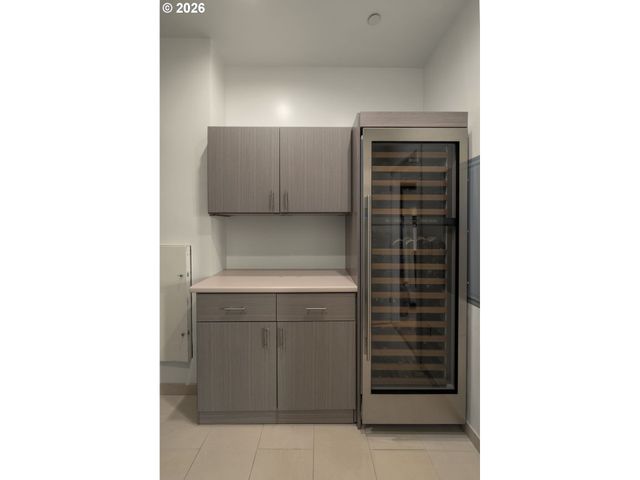 1001 Nw LOVEJOY St 1501, Portland, OR 97209