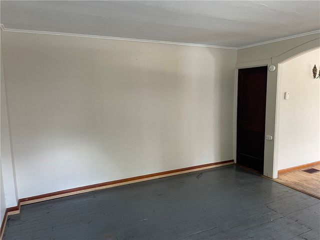 332 QUAY STREET, East Vandergrift, PA 15629