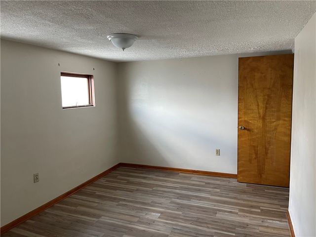 332 QUAY STREET, East Vandergrift, PA 15629