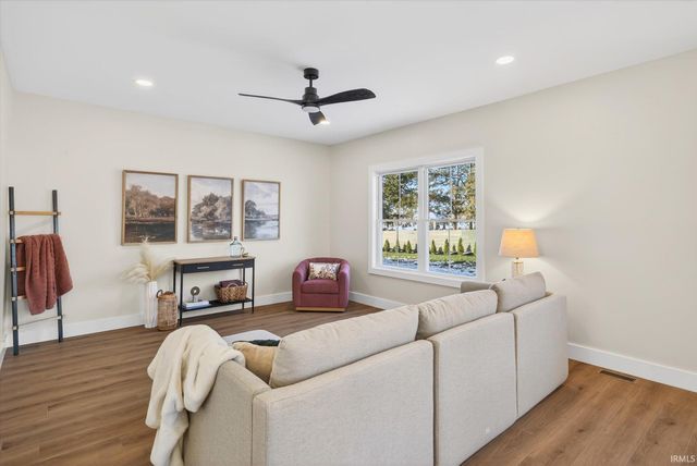 7600 W Saddle Gate Drive, Ellettsville, IN 47429