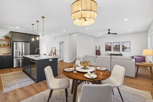 7600 W Saddle Gate Drive, Ellettsville, IN 47429