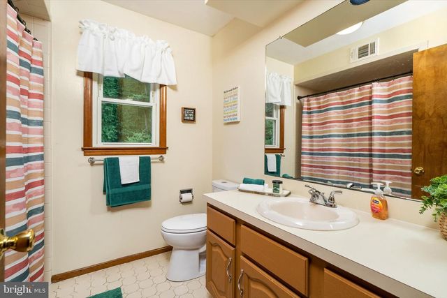 10 TIMBER WOLF DR, Hamilton, NJ 08620