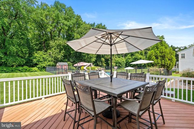10 TIMBER WOLF DR, Hamilton, NJ 08620