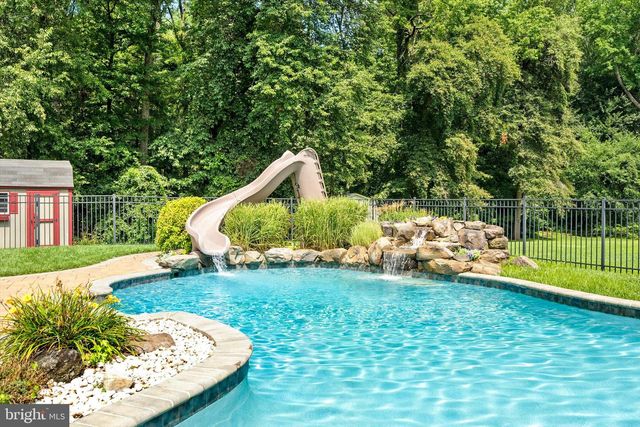10 TIMBER WOLF DR, Hamilton, NJ 08620
