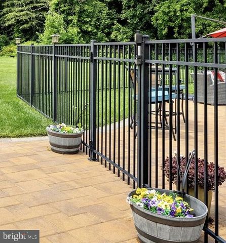 10 TIMBER WOLF DR, Hamilton, NJ 08620
