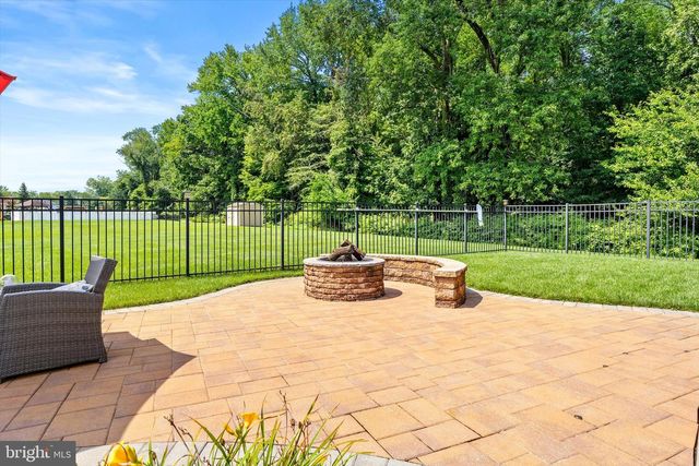 10 TIMBER WOLF DR, Hamilton, NJ 08620