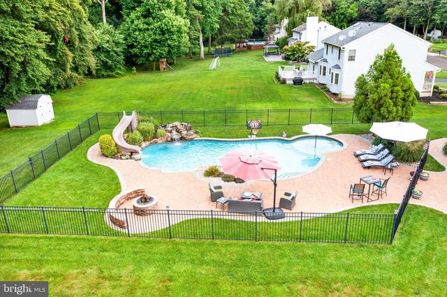 10 TIMBER WOLF DR, Hamilton, NJ 08620