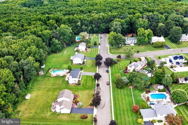 10 TIMBER WOLF DR, Hamilton, NJ 08620
