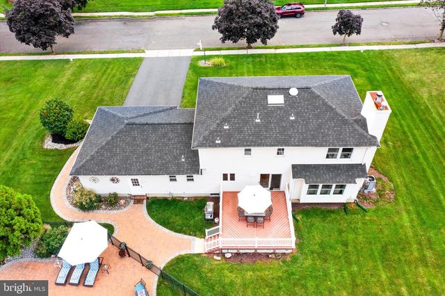 10 TIMBER WOLF DR, Hamilton, NJ 08620