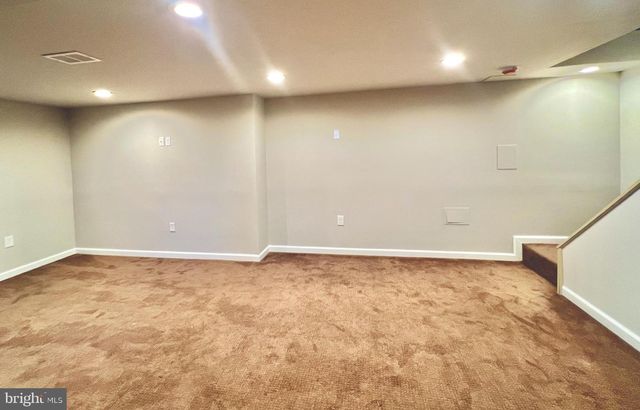 10 TIMBER WOLF DR, Hamilton, NJ 08620