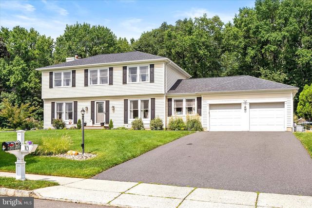 10 TIMBER WOLF DR, Hamilton, NJ 08620