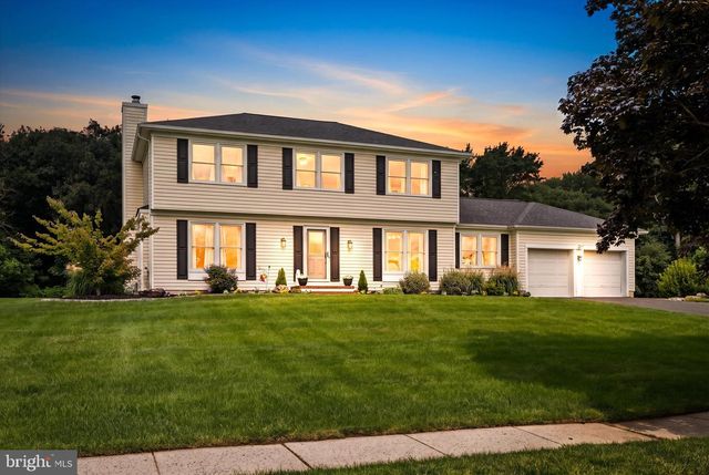 10 TIMBER WOLF DR, Hamilton, NJ 08620