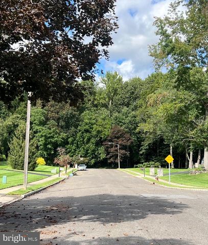10 TIMBER WOLF DR, Hamilton, NJ 08620