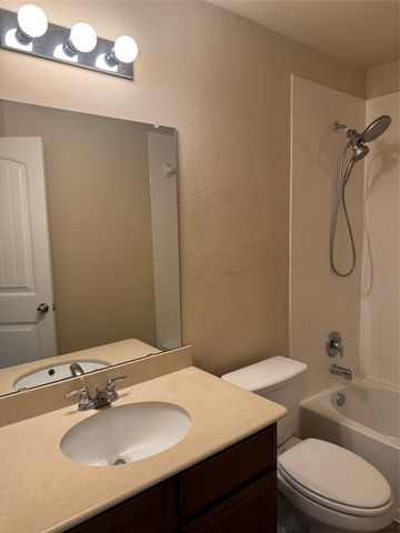 327 Elam Drive, Anna, TX 75409