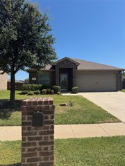 327 Elam Drive, Anna, TX 75409