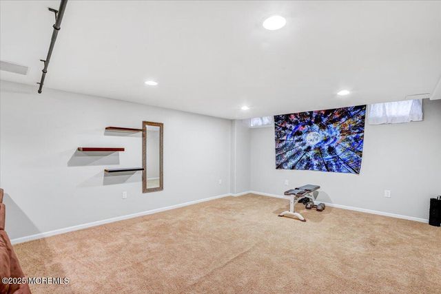 102 Whitlock Court, Manalapan, NJ 07726