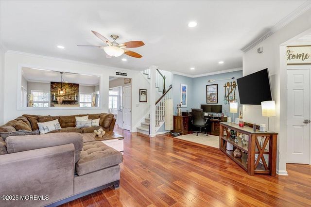 102 Whitlock Court, Manalapan, NJ 07726