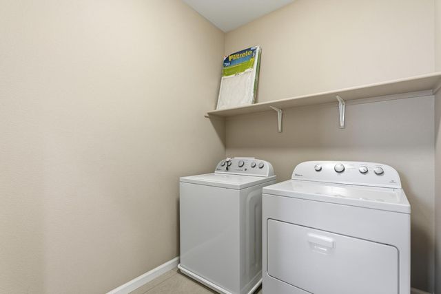 2059 E Axelson Drive, Fresno, CA 93730