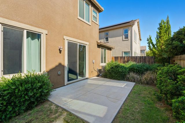 2059 E Axelson Drive, Fresno, CA 93730