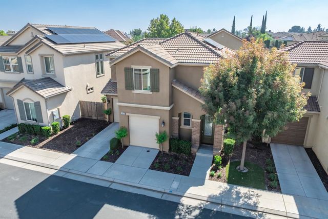 2059 E Axelson Drive, Fresno, CA 93730