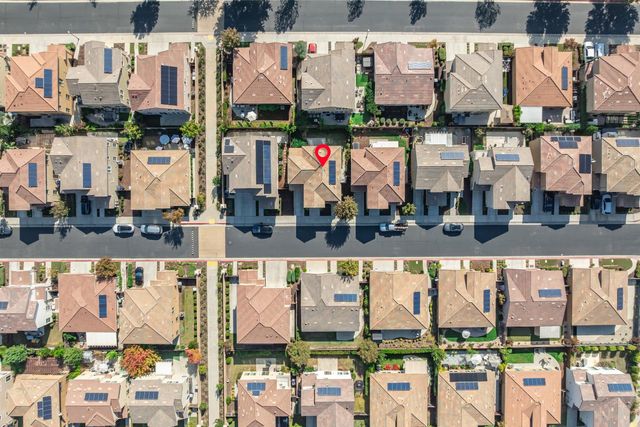 2059 E Axelson Drive, Fresno, CA 93730