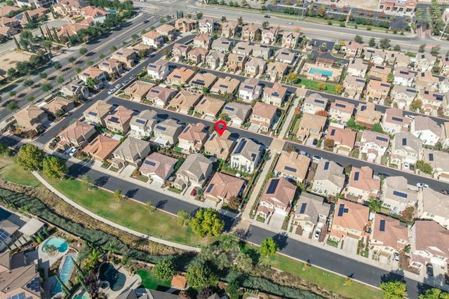 2059 E Axelson Drive, Fresno, CA 93730