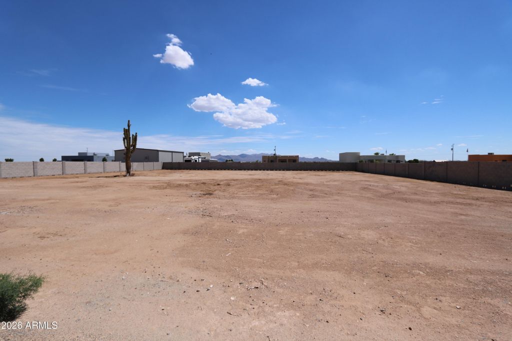25135 W Lowden Road 371, Wittmann, AZ 85361 — exterior