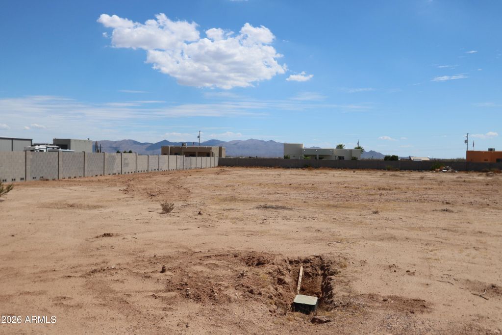 25135 W Lowden Road 371, Wittmann, AZ 85361 — photo 2