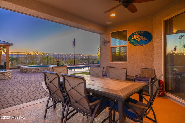 1390 E Stronghold Canyon Lane, Sahuarita, AZ 85629