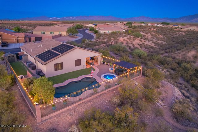 1390 E Stronghold Canyon Lane, Sahuarita, AZ 85629